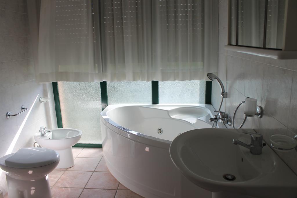 Residence La Piscina Isola del Gran Sasso dʼItalia エクステリア 写真